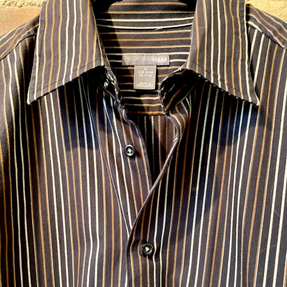 Vintage Men’s Long Sleeve H&M Brown, Black & Grey Button Up Shirt. Size: Large